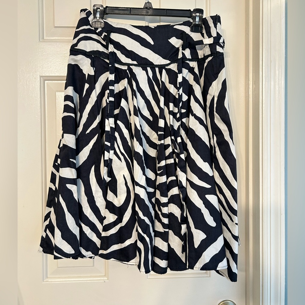 Zara Basic Zebra print skirt size L